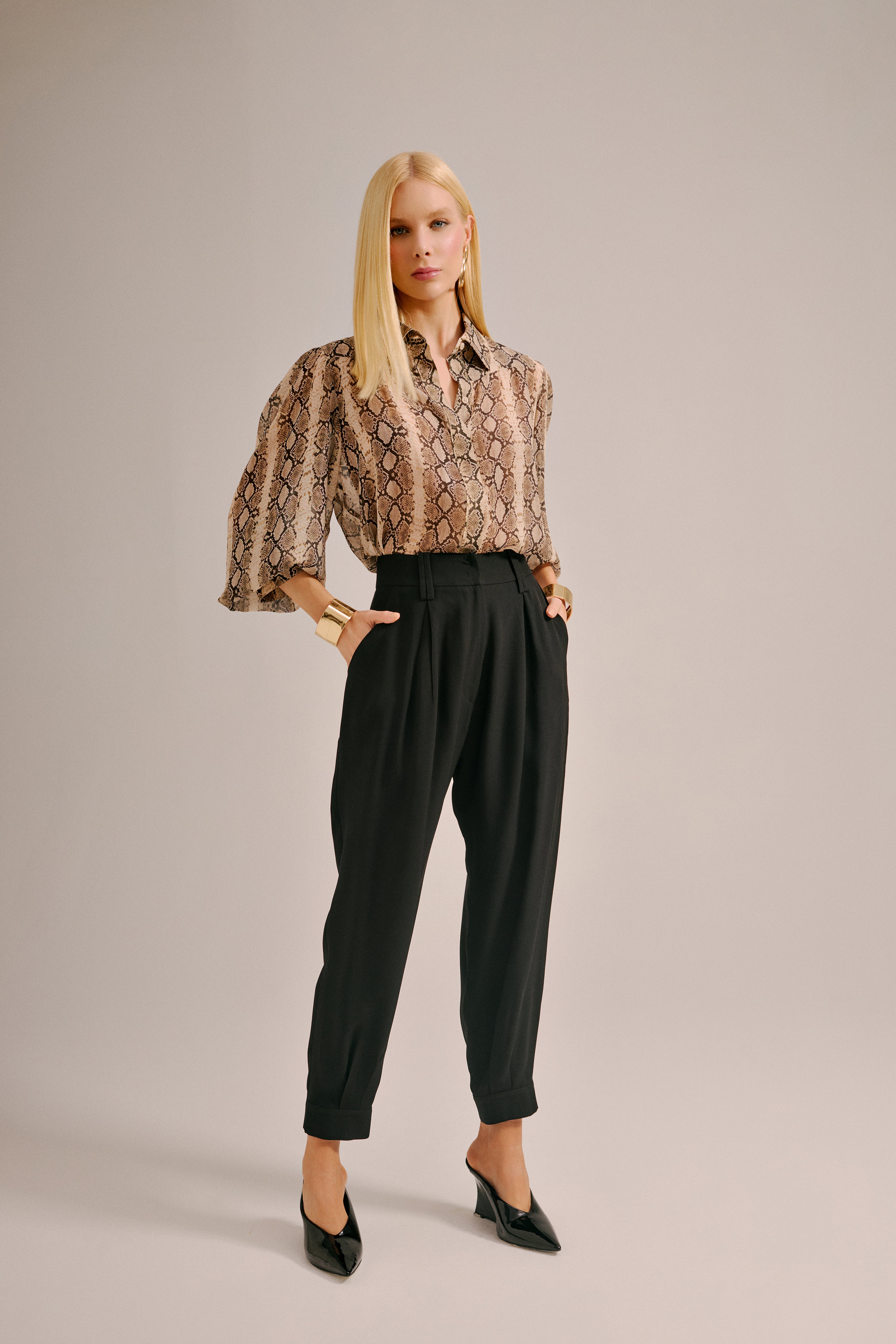 CALÇA CRIS ALFAIATARIA PRETA