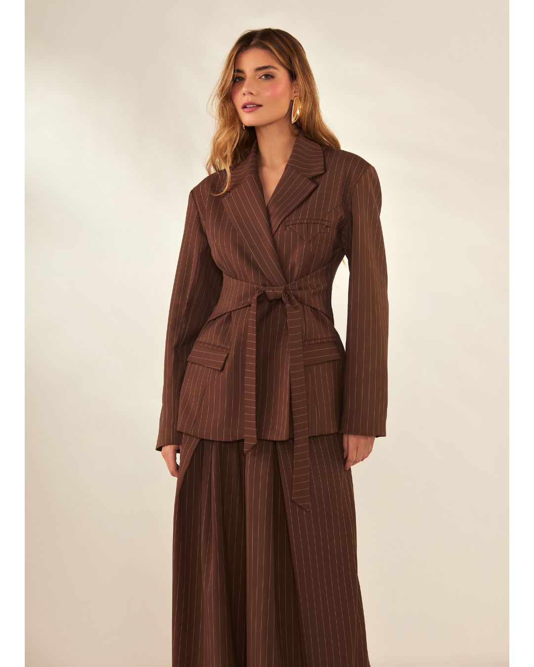 BLAZER RISCA DE GIZ MARROM