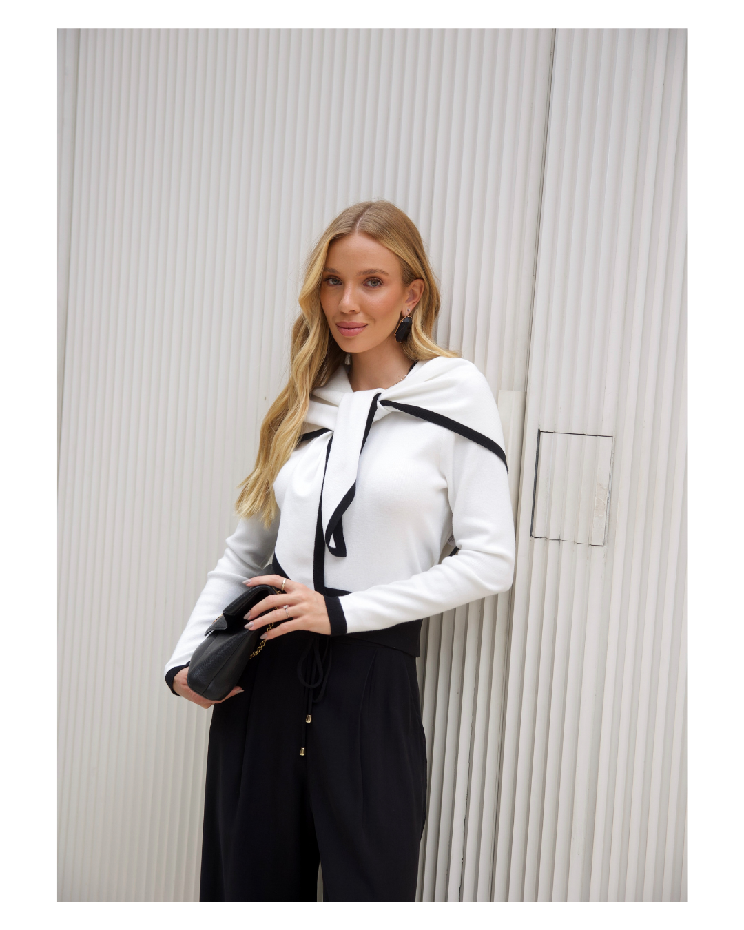 BLUSA TRICOT COM LENÇO OFF WHITE