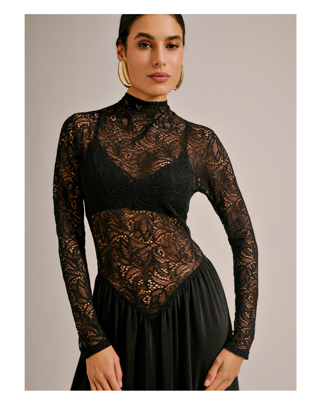 VESTIDO JERSEY COM RENDA PRETO