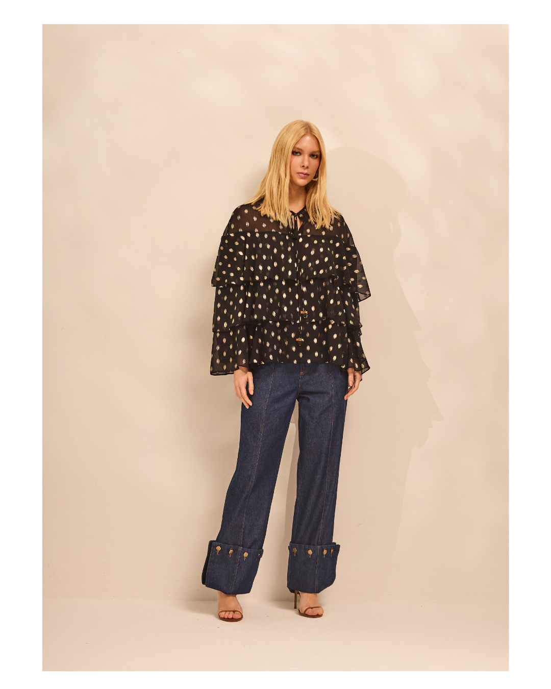 BATA CHIFFON BABADOS SOLENNE PRETA