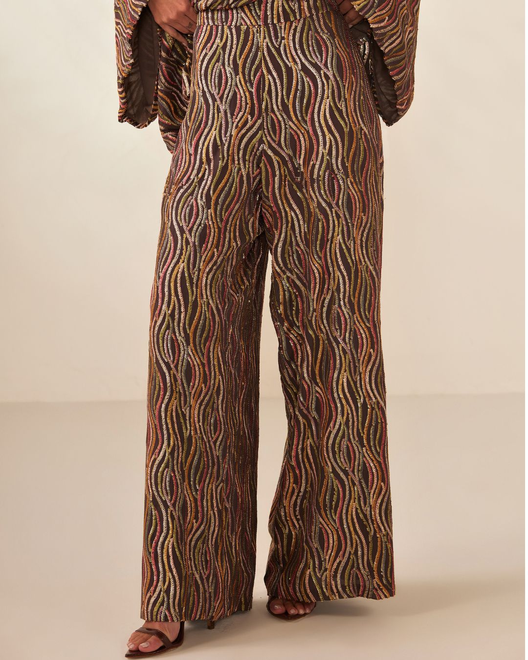 CALÇA BORDADA PUGLIA MARROM