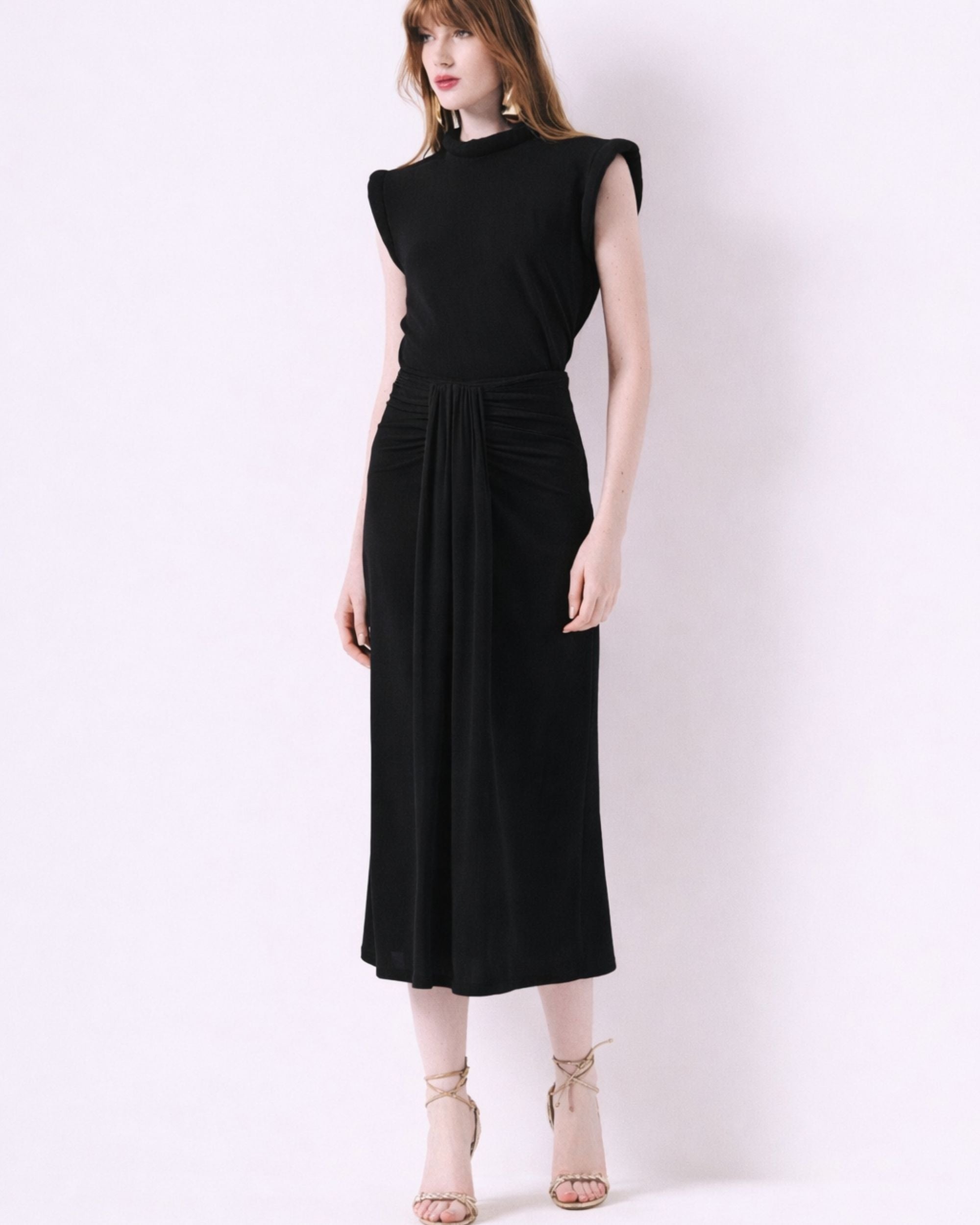 SAIA ARIANE MALHA PRETO