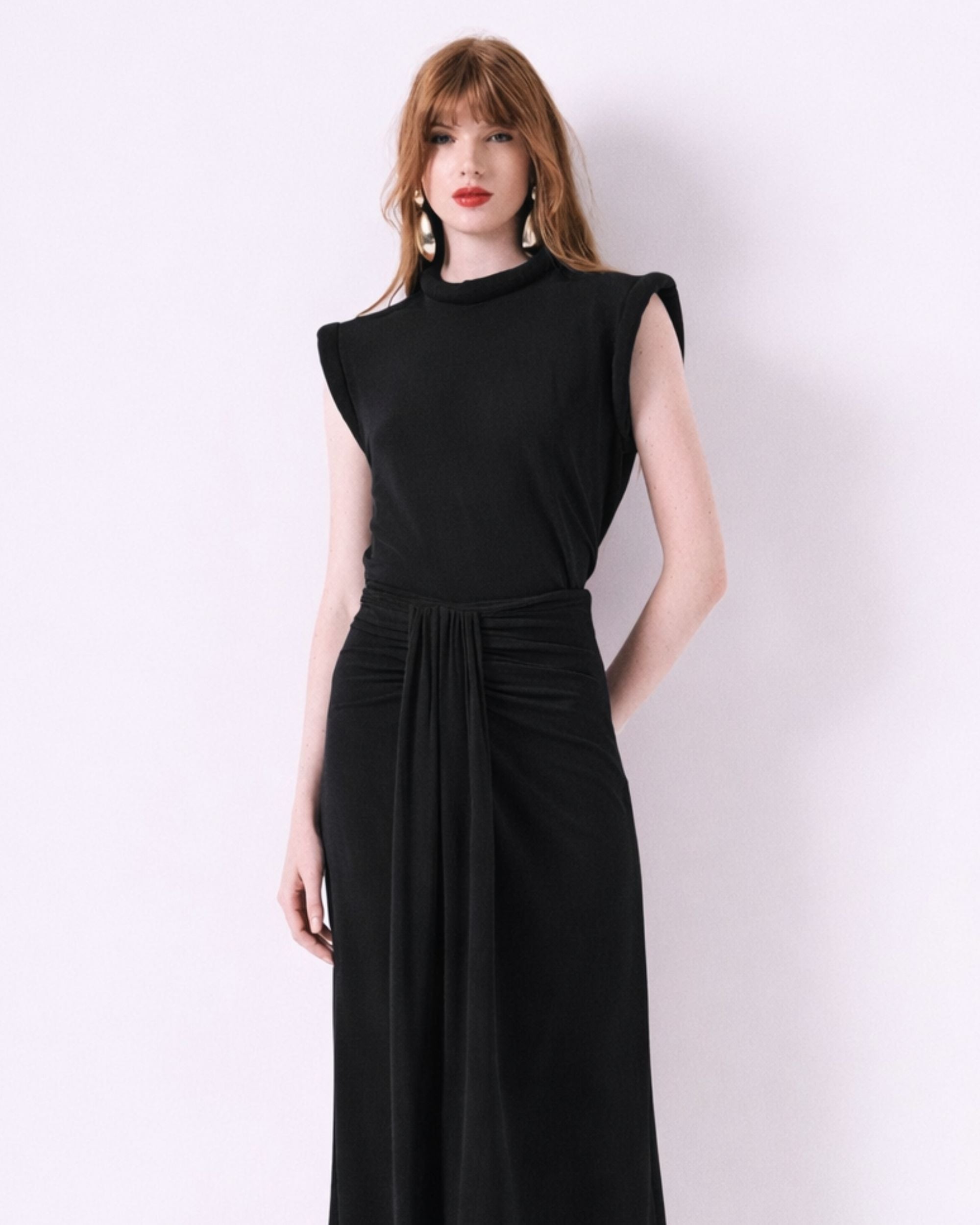 BLUSA ARIANE MALHA PRETO