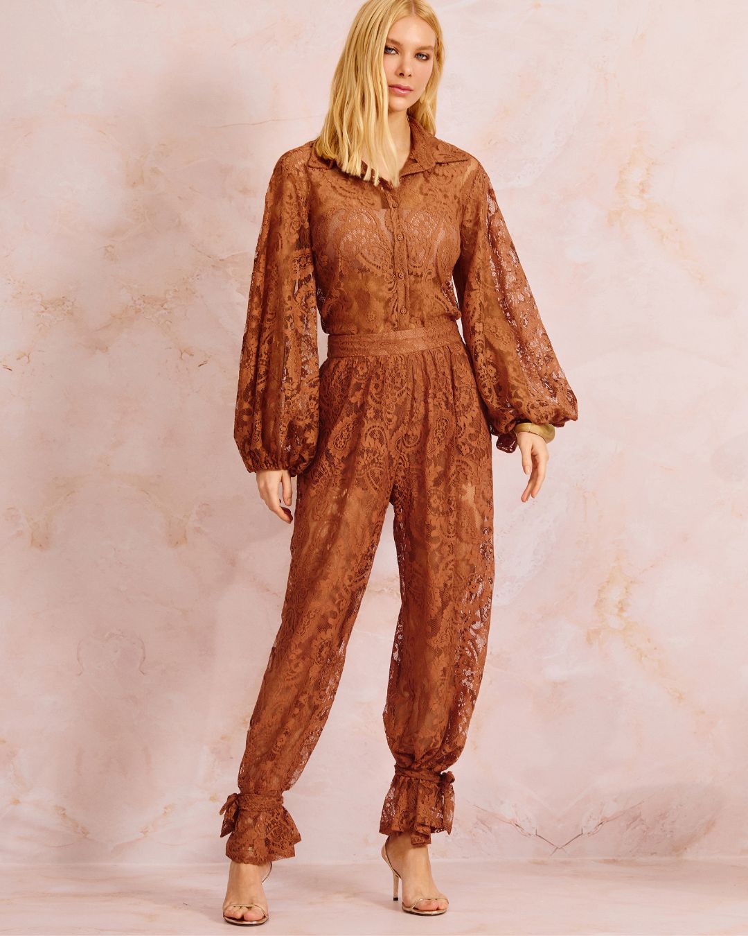 CAMISA RENDA PAISLEY MARROM